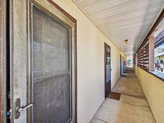 3rd image of 1255 Ponce Island Dr APT 742
