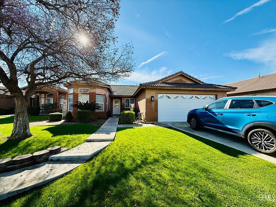 1st image of 317 Berry Meadow Way