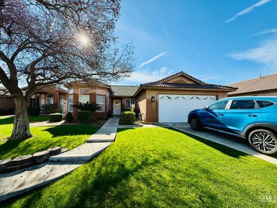 317 Berry Meadow Way, Bakersfield, CA, 93308