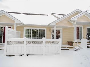 15425 Westbrook Dr, Urbandale, IA 50323