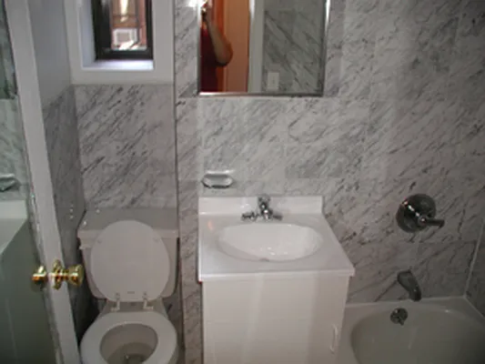 Rented by Match Realty | media 29