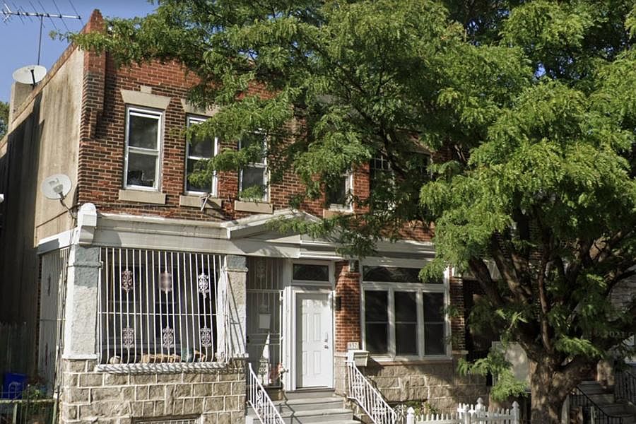 1st image of 937 E Tioga St