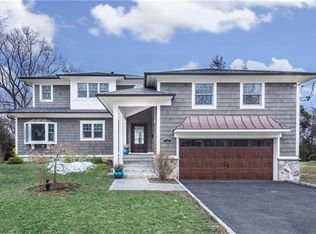 100 Country Ridge Dr, Rye Brook, NY 10573