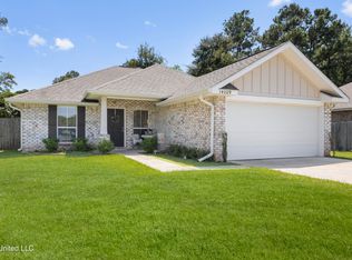 14009 Fox Hill Dr, Gulfport, MS 39503