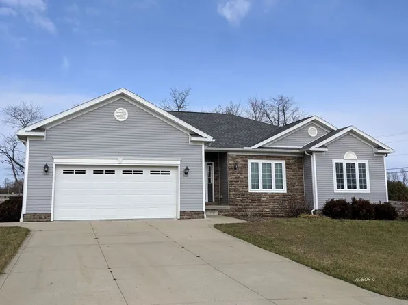 5178 David Ln, Albany, OH 45710