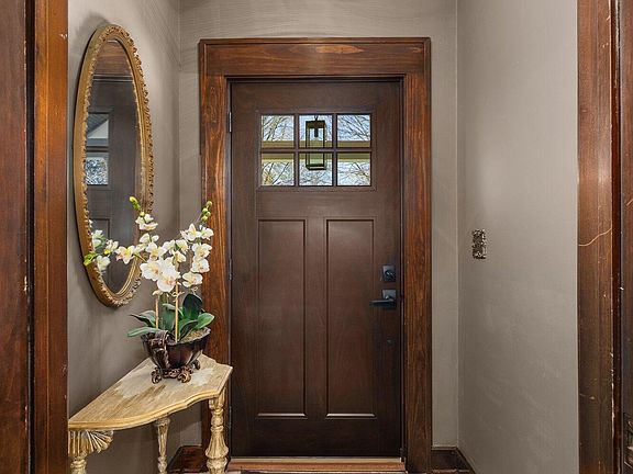 3rd image of 1130 Marion Rd