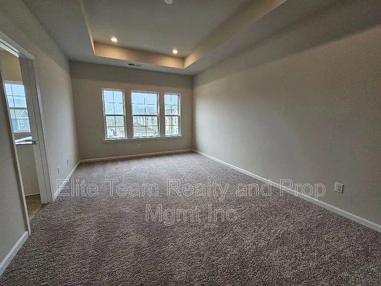 5416 Kings Ridge Dr — Photo 13