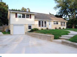 4544 Pickwick Dr, Wilmington, DE
