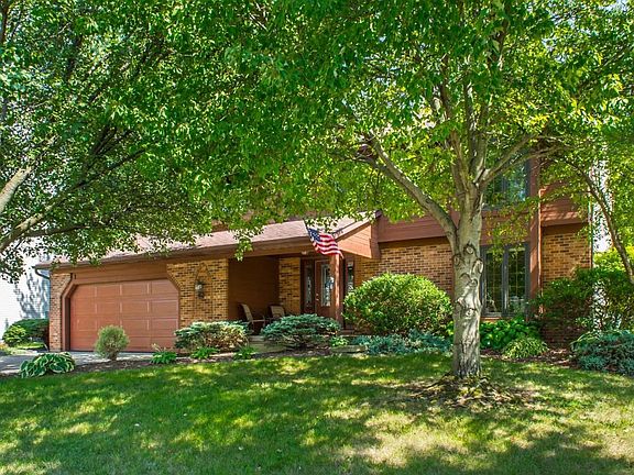 2nd image of 11328 Wyndham Cir NW