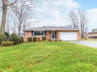 934 E Meadowlawn Blvd, Seven Hills, OH