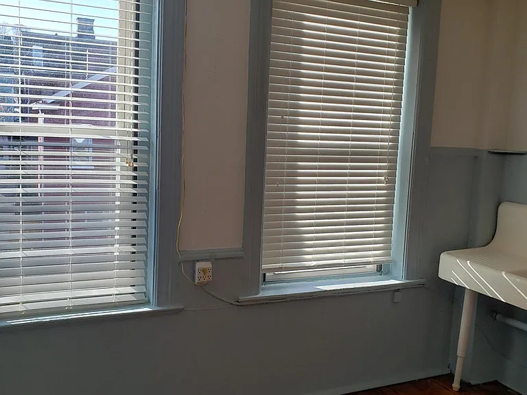 5304 Butler St #3 — Photo 4