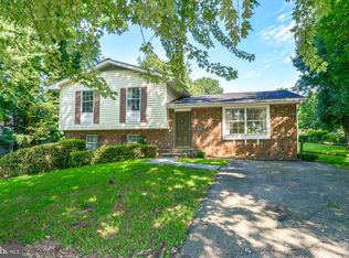 7618 Shreve Rd, Falls Church, VA 22043