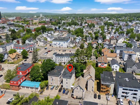 217 Spruce Street, Manchester, NH 03103
