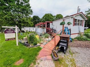102 Aljuron Ln, Prospect, PA 16052