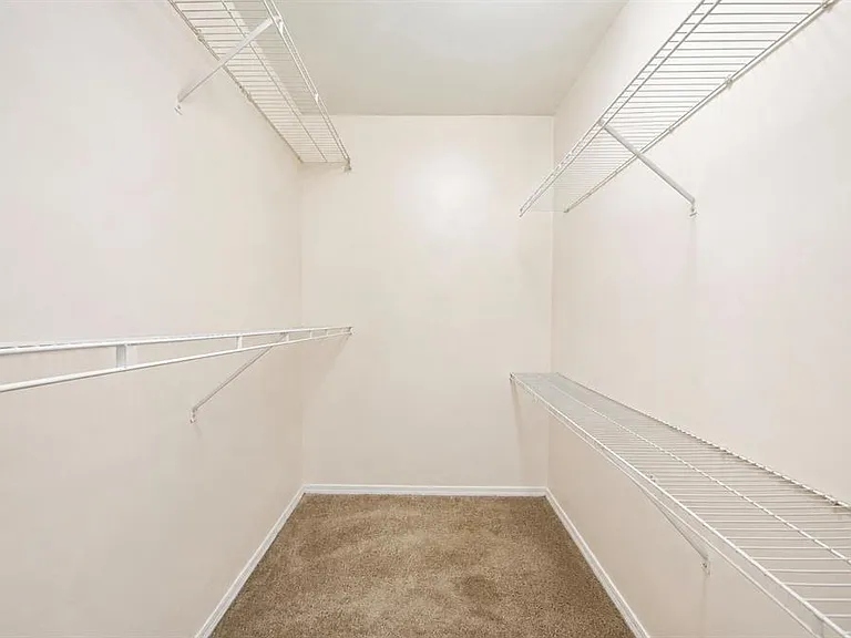 10200 Gandy Blvd N #714 — Photo 11