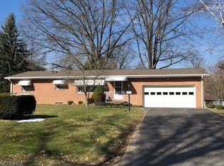 4714 Bliss Dr, Barberton, OH 44203