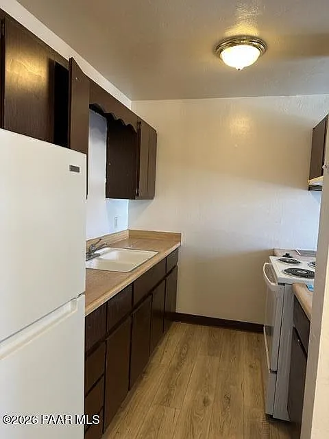 Building Photo - 314 S Virginia St #2
