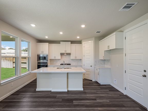 7th image of this home