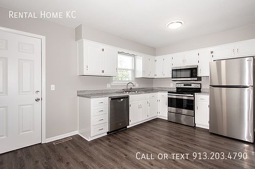 5th image of 1226 E Cothrell St