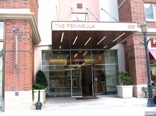 3407 City Pl #3407, Edgewater, NJ 07020