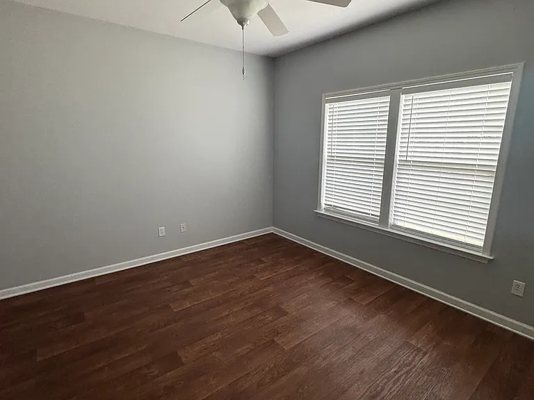 203 Belhaven Dr — Photo 6