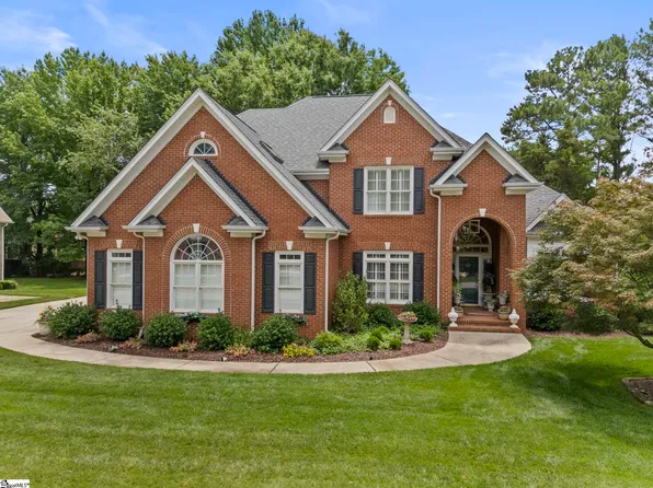 105 Red Branch Ln, Simpsonville, SC 29681