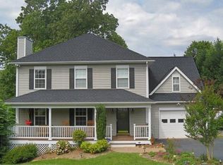 1646 Honeysuckle Ln, Charlottesville, VA 22902