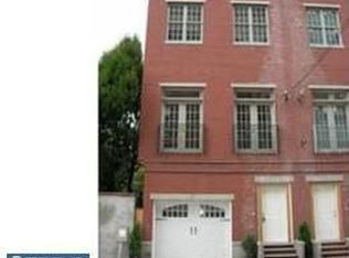1521 Wallace St, Philadelphia, PA 19130