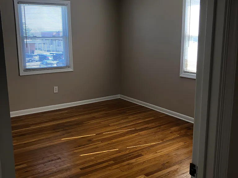 1760 Langport Ave — Photo 14