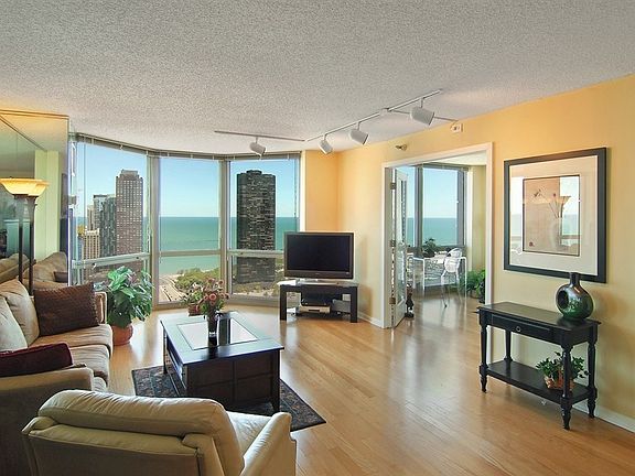 2nd image of 195 N Harbor Dr APT 4101