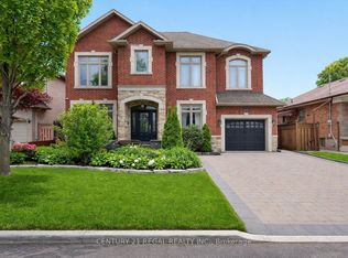 127 Sultana Ave, Toronto, ON M6A 1T6