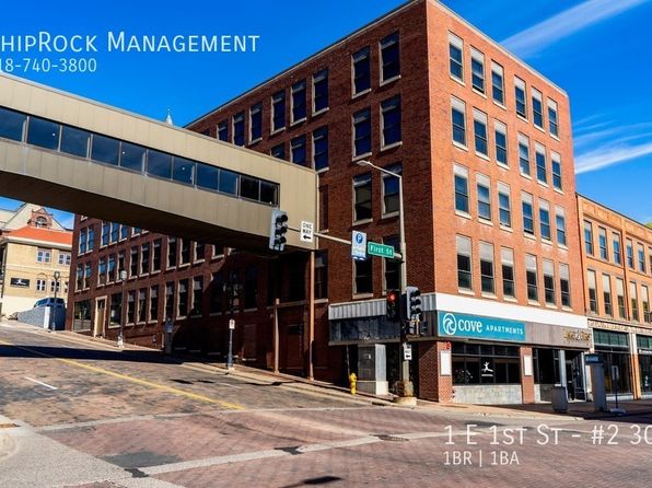 1 E 1st St #302