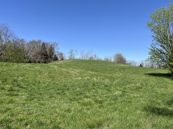 194 Davenport Ln, Lafayette, TN 37083