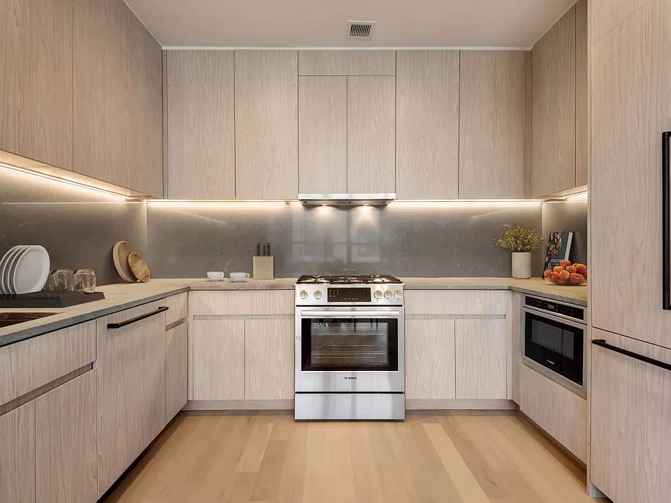 1st image of 1080 Lorimer St APT 3F