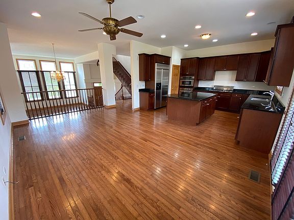 5th image of 1903 Admiral Ct