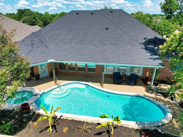 2301 Eric Ln, Mansfield, TX 76063