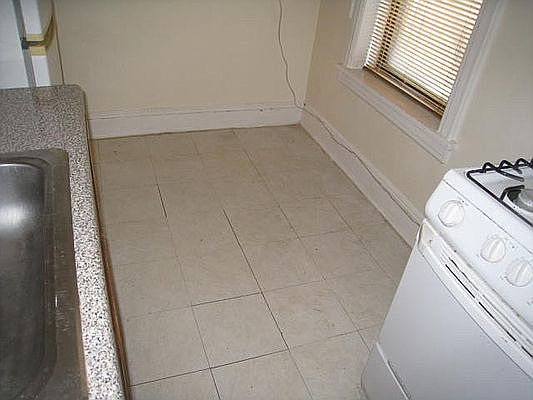 5th image of 25-60 35th St #C3