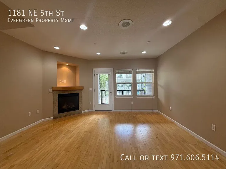 1181 NE 5th St — Photo 10