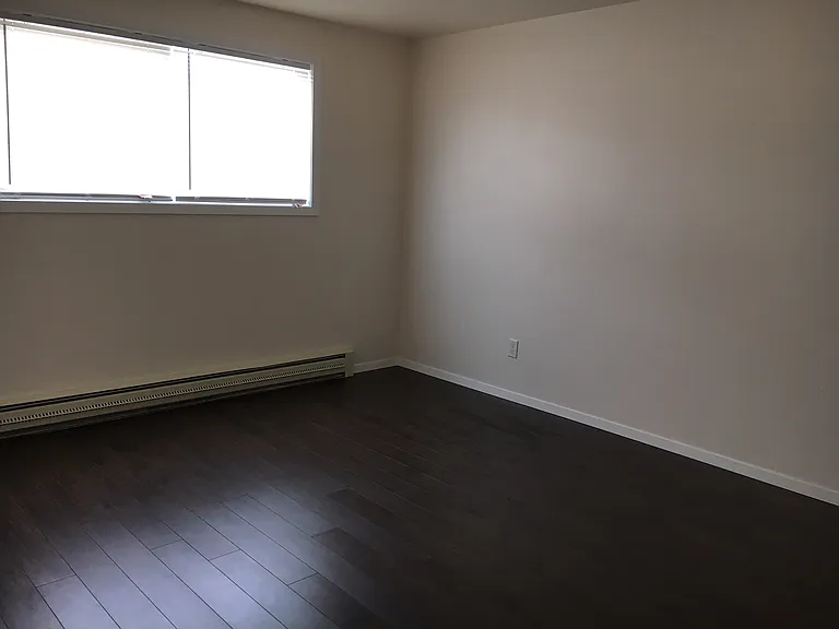 1710 Broadway #7 — Photo 12