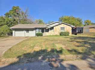 202 Brookhaven Ter, Commerce, TX 75428