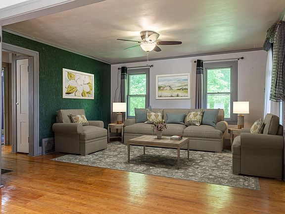 5th image of 410 5th St NW