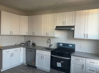 237 Nassau Ave #3L, Brooklyn, NY 11222