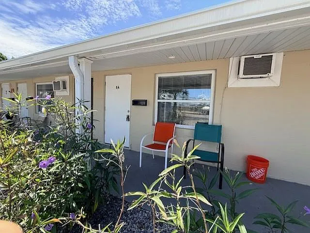 12840 Seminole Blvd #8A — Photo 1