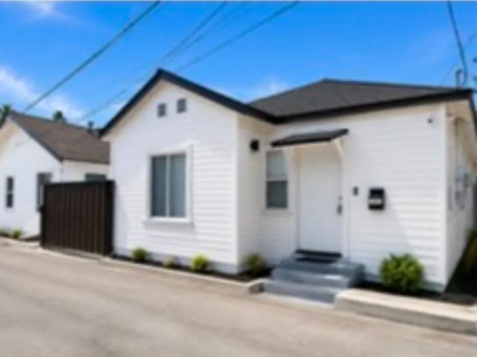 531 N Virginia Ct