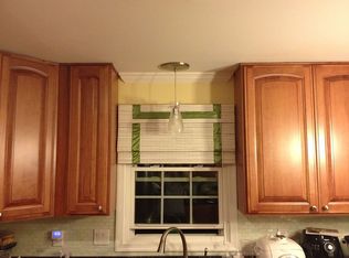 6212 Secret Hollow Ln, Centreville, VA 20120