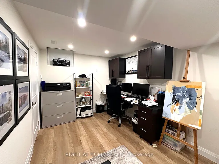 31 Swansea St #BASEMENT — Photo 14