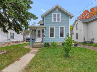 353 W 12th Ave, Oshkosh, WI 54902