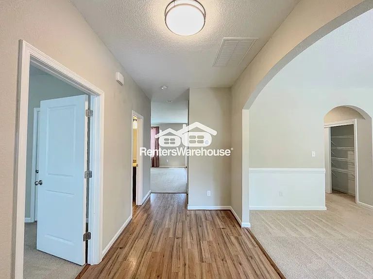 135 Cushing St — Photo 3