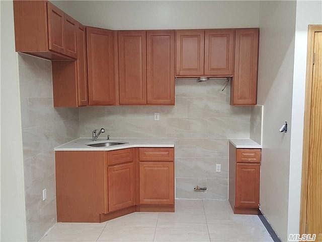 1st image of 4744 39th Pl
