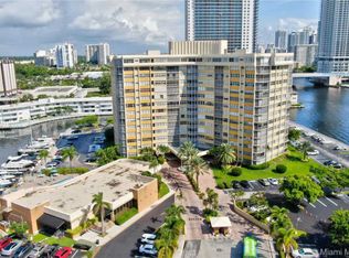 100 Golden Isles Dr APT 106, Hallandale Beach, FL 33009